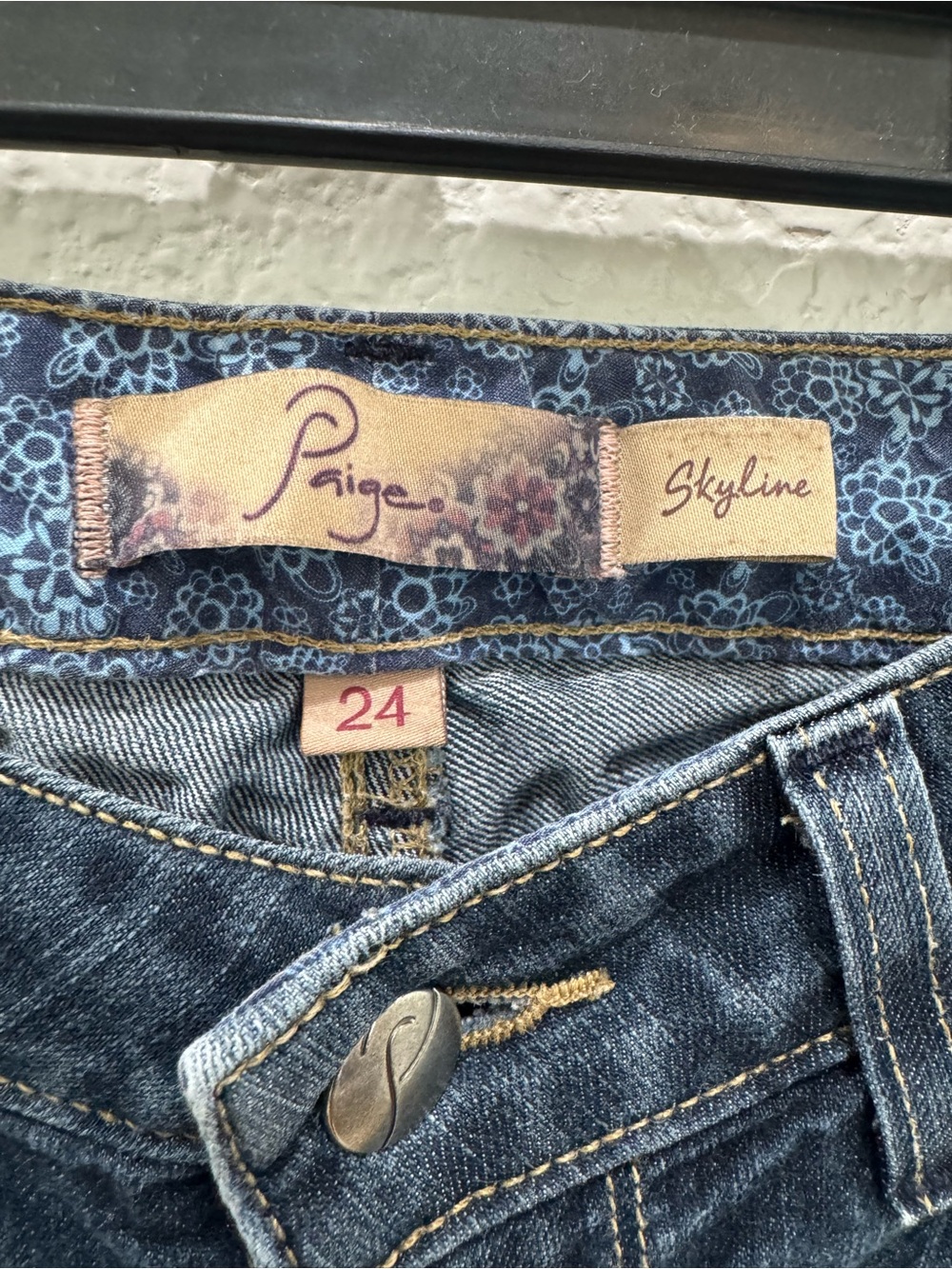 PAIGE Skyline Skinny Jeans Women’s Size 24 Medium Wash Stretch Denim Mid Rise - Picture 2 of 12